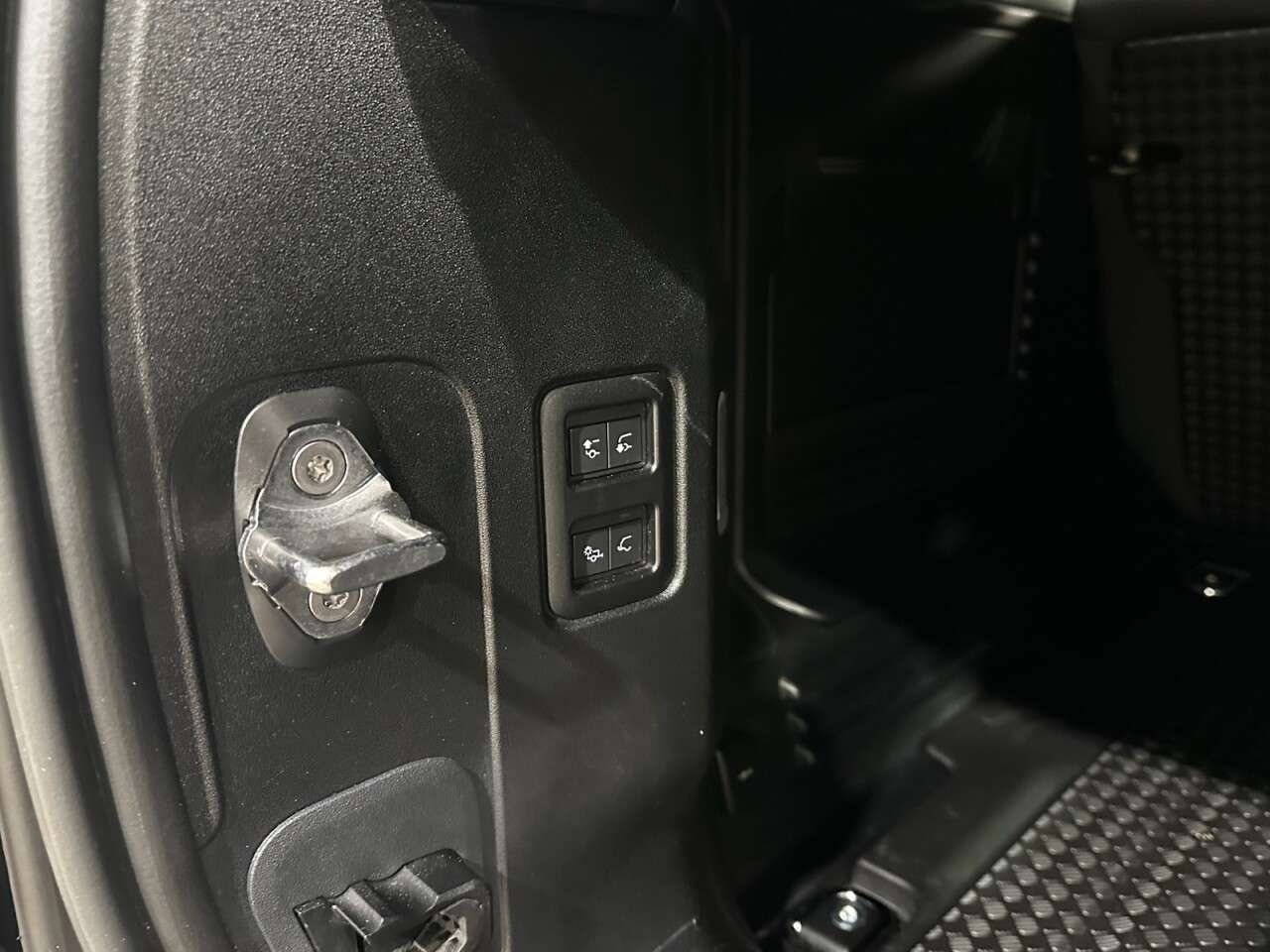 2026 LAND ROVER DEFENDER 110 2026 LAND ROVER DEFENDER 110