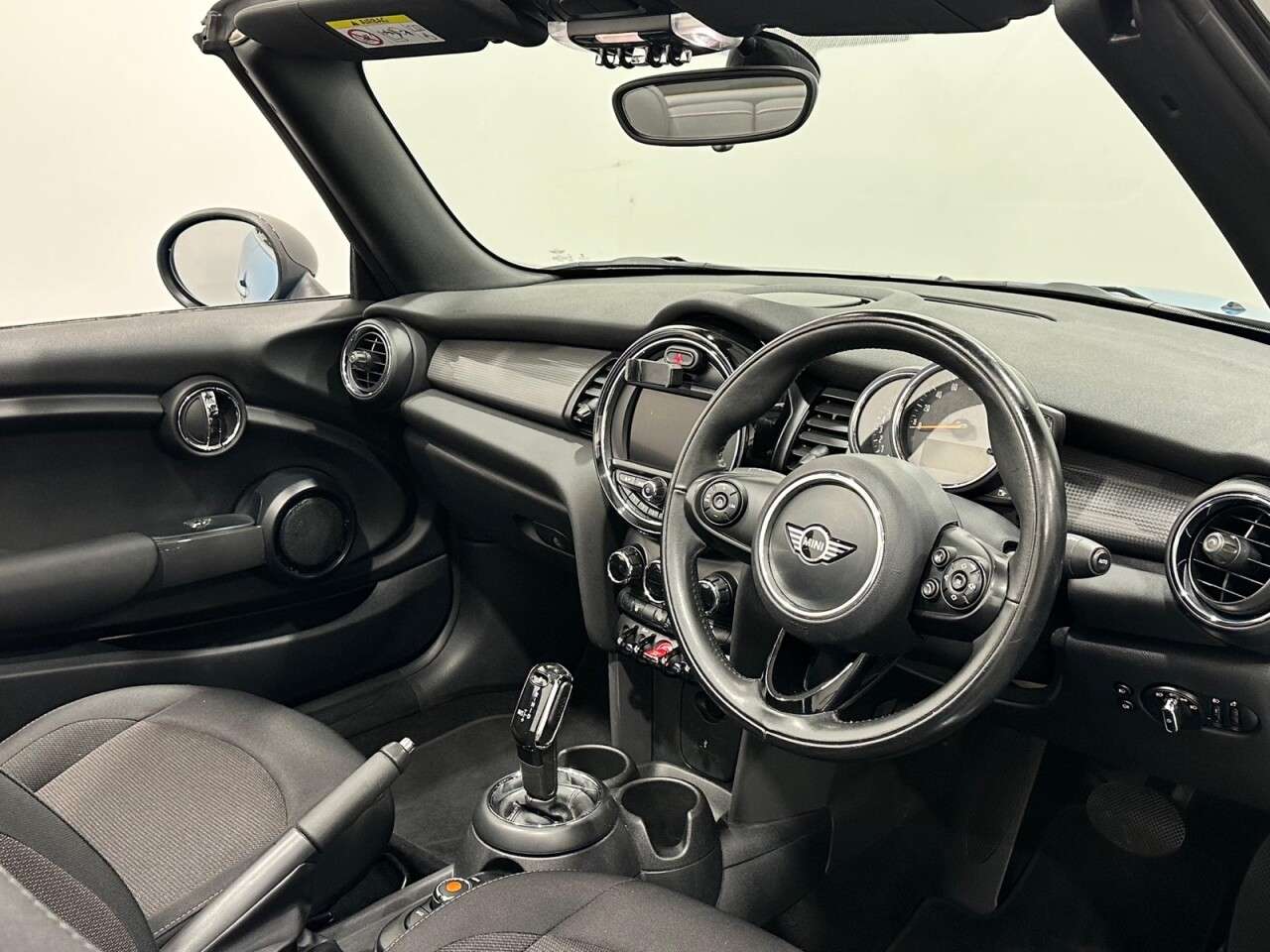 A 2018 MINI CONVERTIBLE 1.5 Cooper Convertible 2dr Petrol Steptronic Euro 6 (s/s) (136 ps) A 2018 MINI CONVERTIBLE 1.5 Cooper Convertible 2dr Petrol Steptronic Euro 6 (s/s) (136 ps)