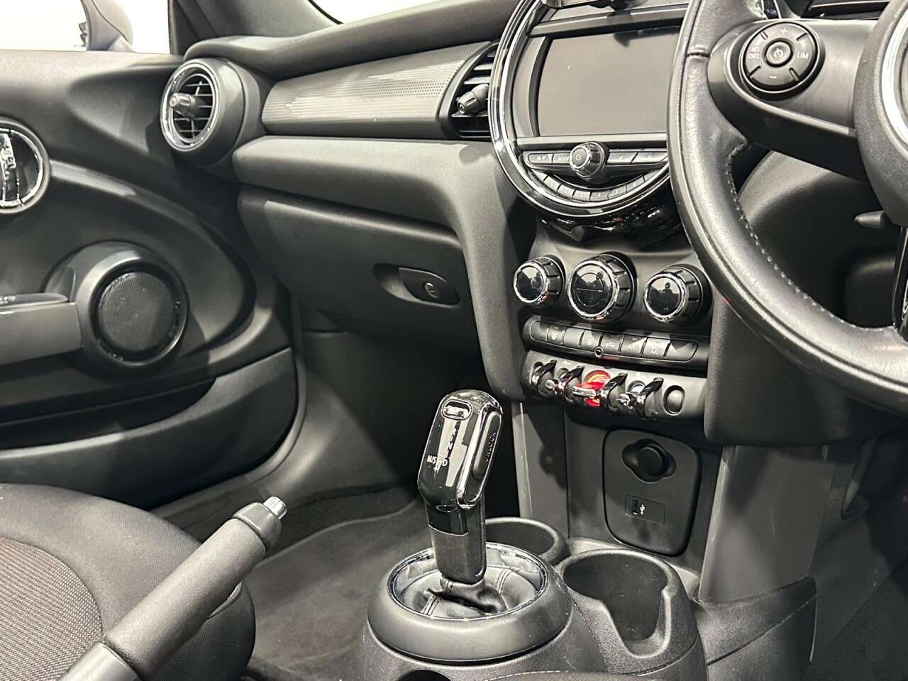 2018 MINI CONVERTIBLE 2018 MINI CONVERTIBLE