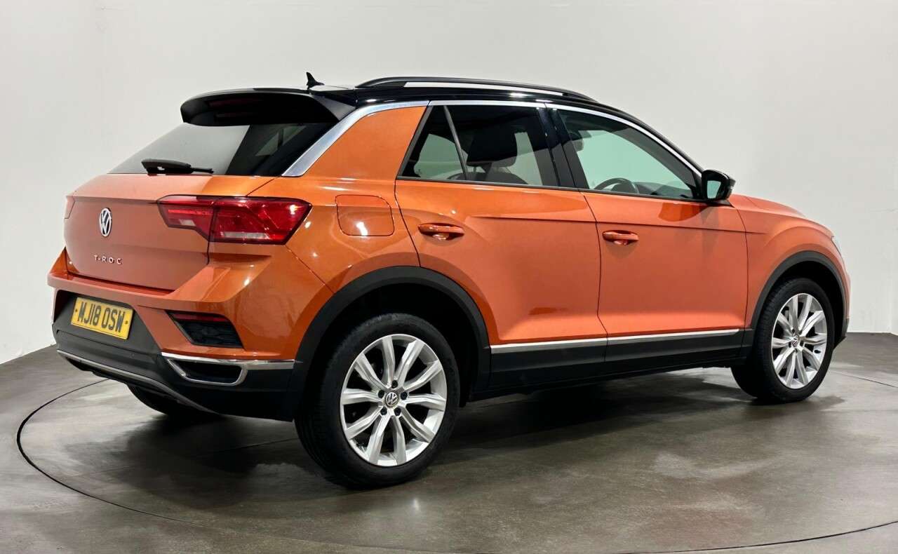 A 2018 VOLKSWAGEN T-ROC 1.5 TSI EVO Design SUV 5dr Petrol Manual Euro 6 (s/s) (150 ps) A 2018 VOLKSWAGEN T-ROC 1.5 TSI EVO Design SUV 5dr Petrol Manual Euro 6 (s/s) (150 ps)