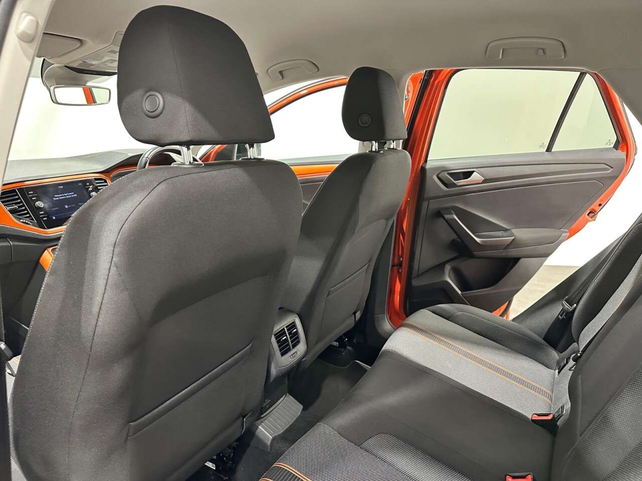 2018 VOLKSWAGEN T-ROC 2018 VOLKSWAGEN T-ROC