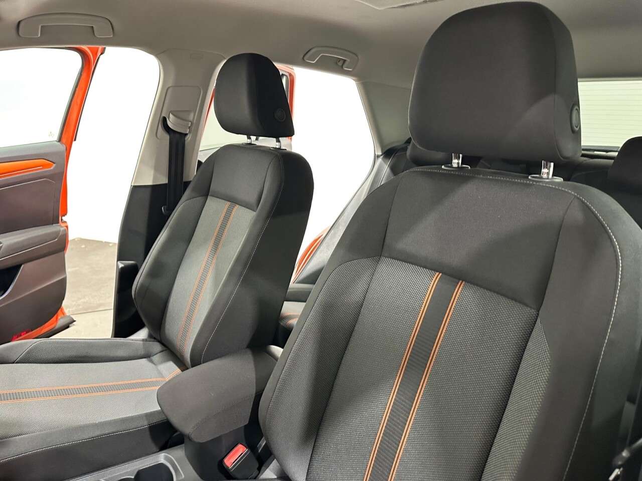 2018 VOLKSWAGEN T-ROC 2018 VOLKSWAGEN T-ROC