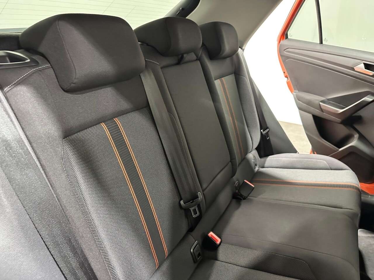 2018 VOLKSWAGEN T-ROC 2018 VOLKSWAGEN T-ROC