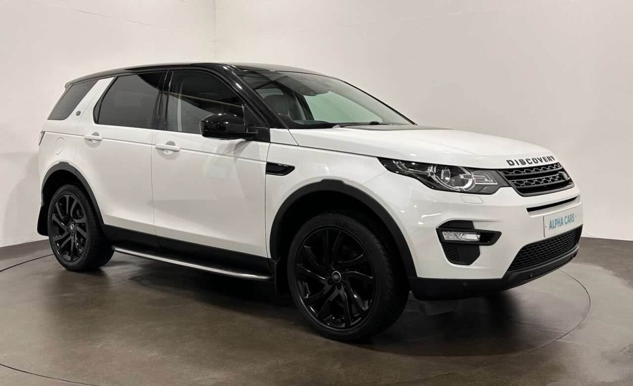 A 2016 LAND ROVER DISCOVERY SPORT 2.0 TD4 HSE Black SUV 5dr Diesel Auto 4WD Euro 6 (s/s) (180 ps) Panoramic G A 2016 LAND ROVER DISCOVERY SPORT 2.0 TD4 HSE Black SUV 5dr Diesel Auto 4WD Euro 6 (s/s) (180 ps) Panoramic G
