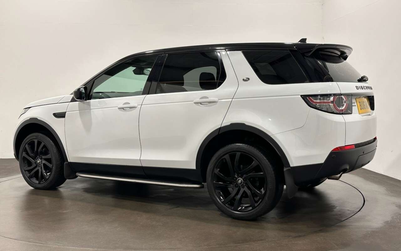 A 2016 LAND ROVER DISCOVERY SPORT 2.0 TD4 HSE Black SUV 5dr Diesel Auto 4WD Euro 6 (s/s) (180 ps) Panoramic G A 2016 LAND ROVER DISCOVERY SPORT 2.0 TD4 HSE Black SUV 5dr Diesel Auto 4WD Euro 6 (s/s) (180 ps) Panoramic G