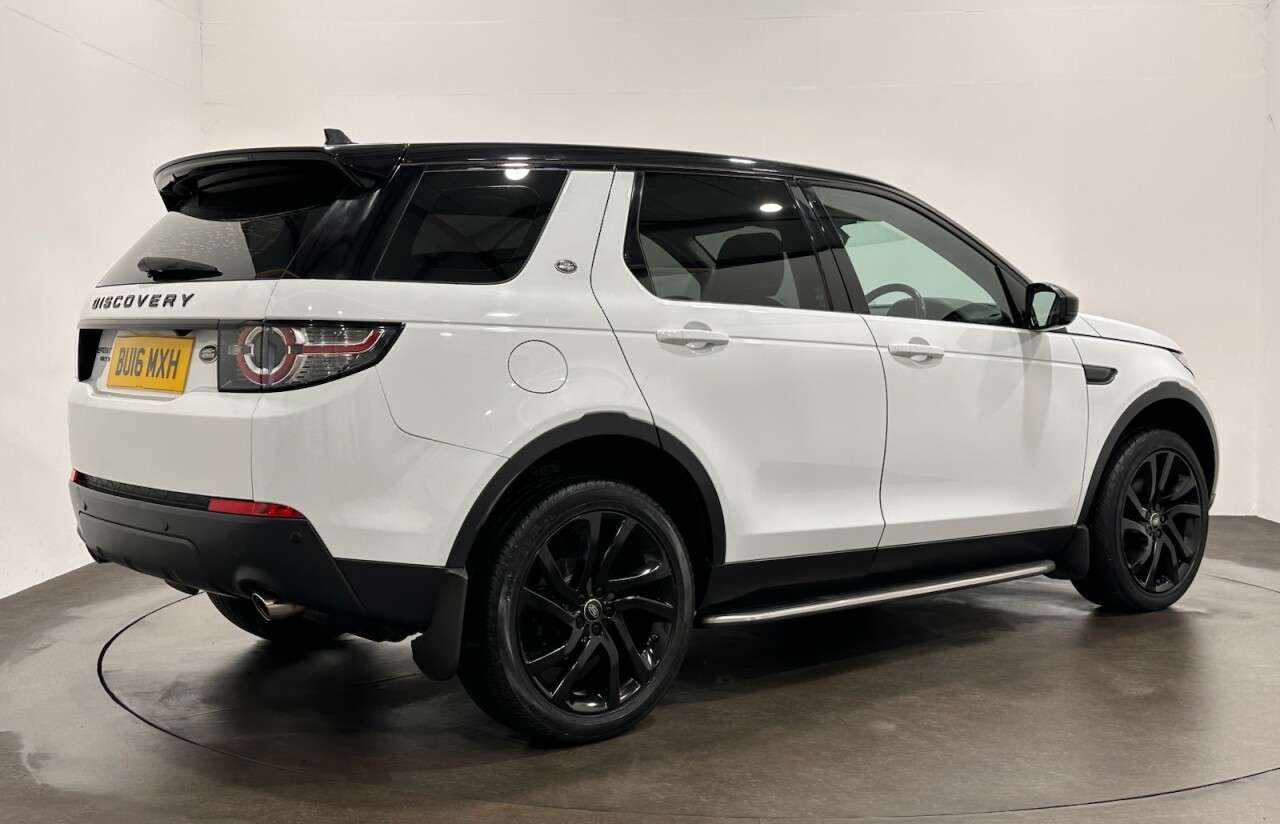 A 2016 LAND ROVER DISCOVERY SPORT 2.0 TD4 HSE Black SUV 5dr Diesel Auto 4WD Euro 6 (s/s) (180 ps) Panoramic G A 2016 LAND ROVER DISCOVERY SPORT 2.0 TD4 HSE Black SUV 5dr Diesel Auto 4WD Euro 6 (s/s) (180 ps) Panoramic G