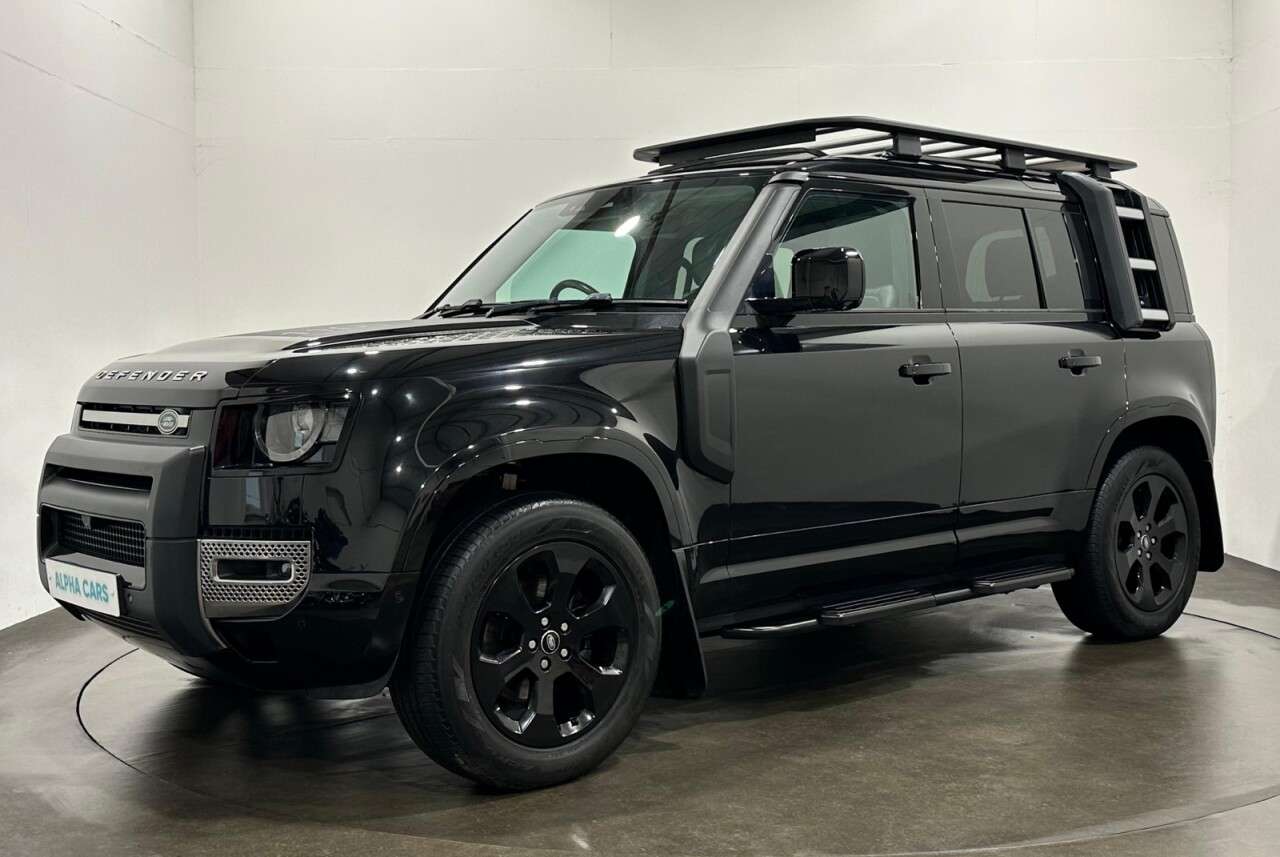A 2021 LAND ROVER DEFENDER 110 3.0 D250 MHEV HSE SUV 5dr Diesel Auto 4WD Euro 6 (s/s) (250 ps) A 2021 LAND ROVER DEFENDER 110 3.0 D250 MHEV HSE SUV 5dr Diesel Auto 4WD Euro 6 (s/s) (250 ps)