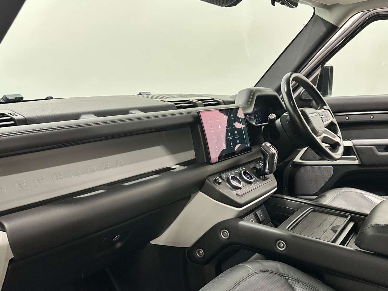2021 LAND ROVER DEFENDER 110 2021 LAND ROVER DEFENDER 110