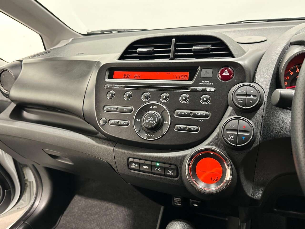 2015 HONDA JAZZ 2015 HONDA JAZZ
