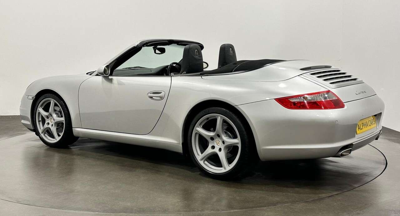 2005 PORSCHE 911 2005 PORSCHE 911