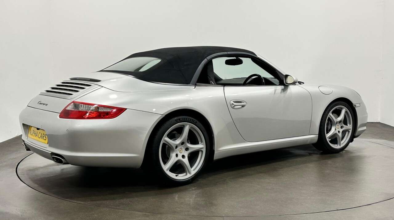 2005 PORSCHE 911 2005 PORSCHE 911