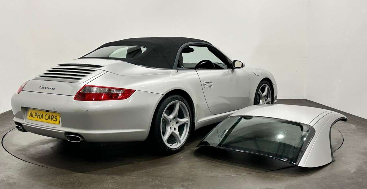 2005 PORSCHE 911 2005 PORSCHE 911