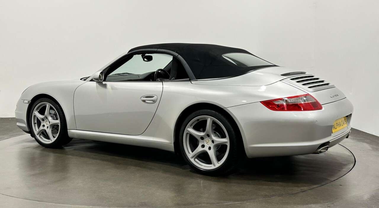 2005 PORSCHE 911 2005 PORSCHE 911