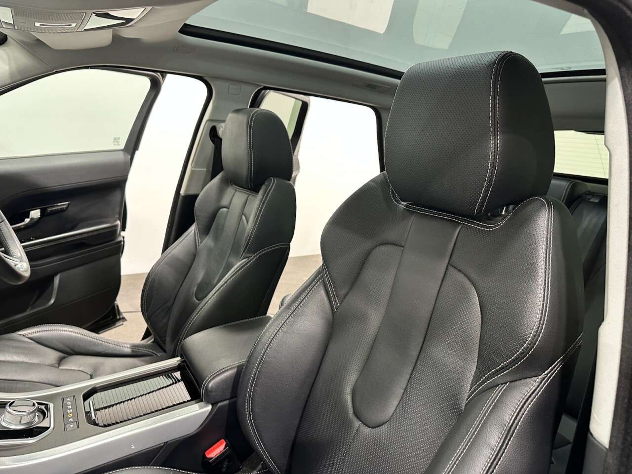 2014 LAND ROVER RANGE ROVER EVOQUE 2014 LAND ROVER RANGE ROVER EVOQUE