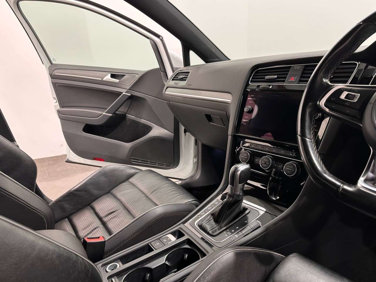 2018 VOLKSWAGEN GOLF 2018 VOLKSWAGEN GOLF