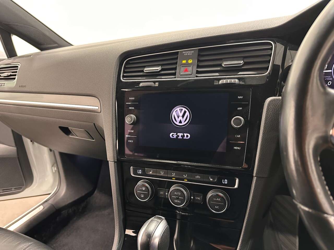2018 VOLKSWAGEN GOLF 2018 VOLKSWAGEN GOLF