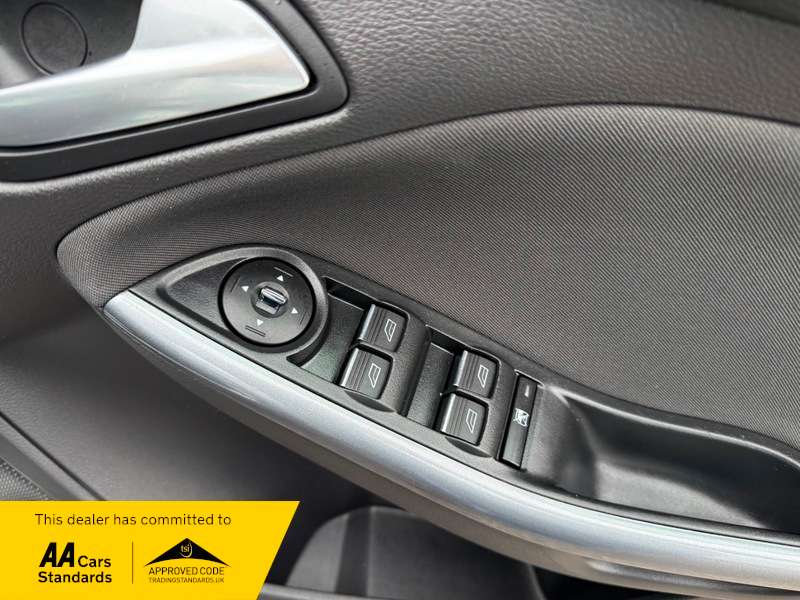 2011 FORD FOCUS 2011 FORD FOCUS