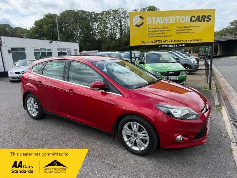A 2014 FORD FOCUS TITANIUM NAVIGATOR TDCI A 2014 FORD FOCUS TITANIUM NAVIGATOR TDCI