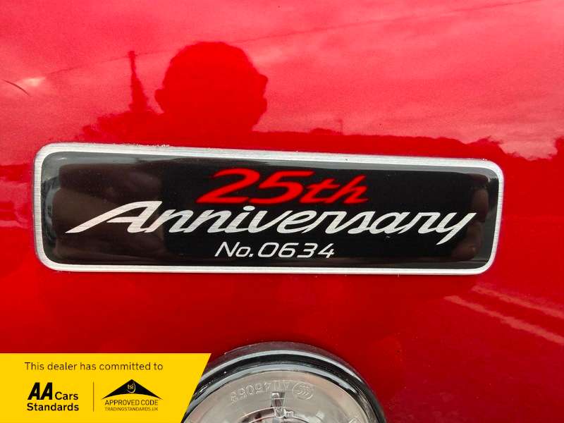 A 2014 MAZDA MX-5 I ROADSTER 25 ANNIVERSARY A 2014 MAZDA MX-5 I ROADSTER 25 ANNIVERSARY