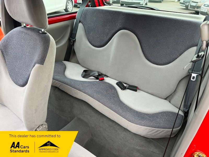 2000 NISSAN MICRA 2000 NISSAN MICRA