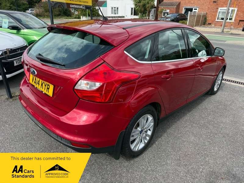A 2014 FORD FOCUS TITANIUM NAVIGATOR TDCI A 2014 FORD FOCUS TITANIUM NAVIGATOR TDCI