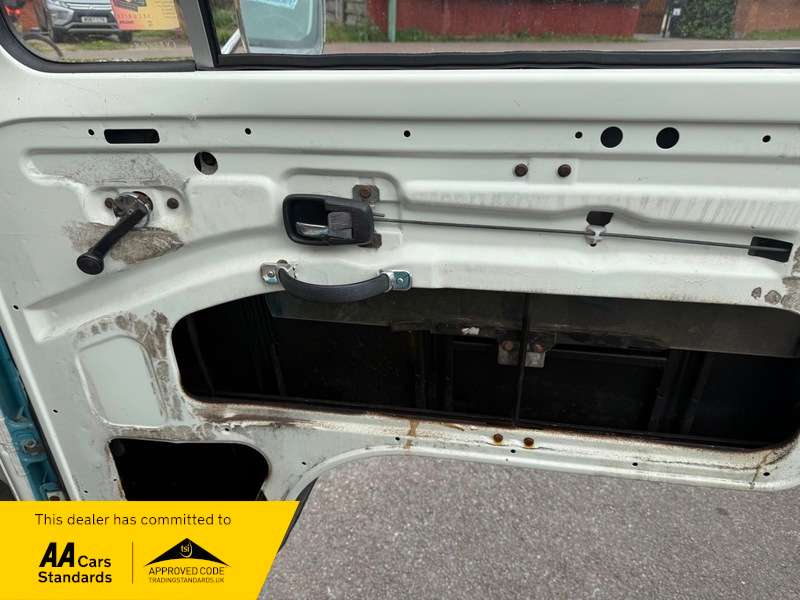 1972 VOLKSWAGEN CAMPERVAN 1972 VOLKSWAGEN CAMPERVAN