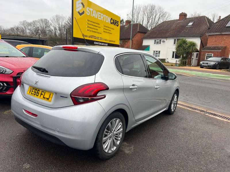 2017 PEUGEOT 208 2017 PEUGEOT 208