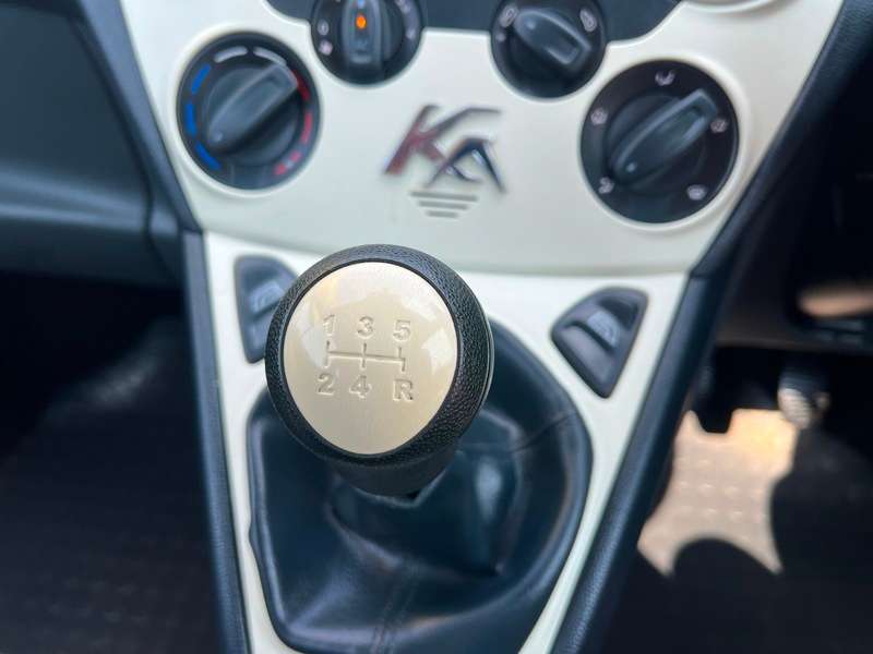 2012 FORD KA 2012 FORD KA