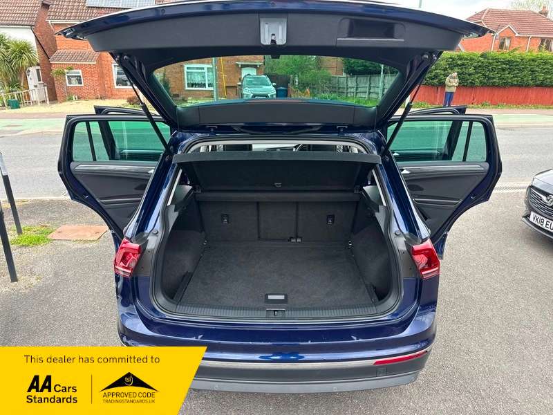 2018 VOLKSWAGEN TIGUAN 2018 VOLKSWAGEN TIGUAN