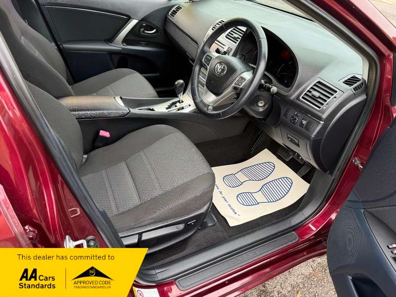 2012 TOYOTA AVENSIS 2012 TOYOTA AVENSIS