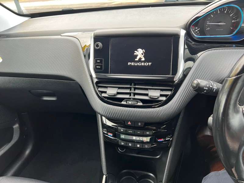 2018 PEUGEOT 2008 2018 PEUGEOT 2008