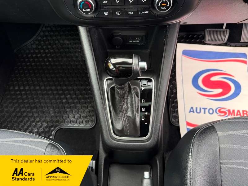 2017 KIA VENGA 2017 KIA VENGA