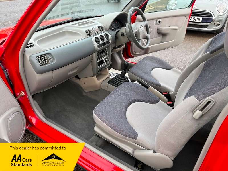 2000 NISSAN MICRA 2000 NISSAN MICRA