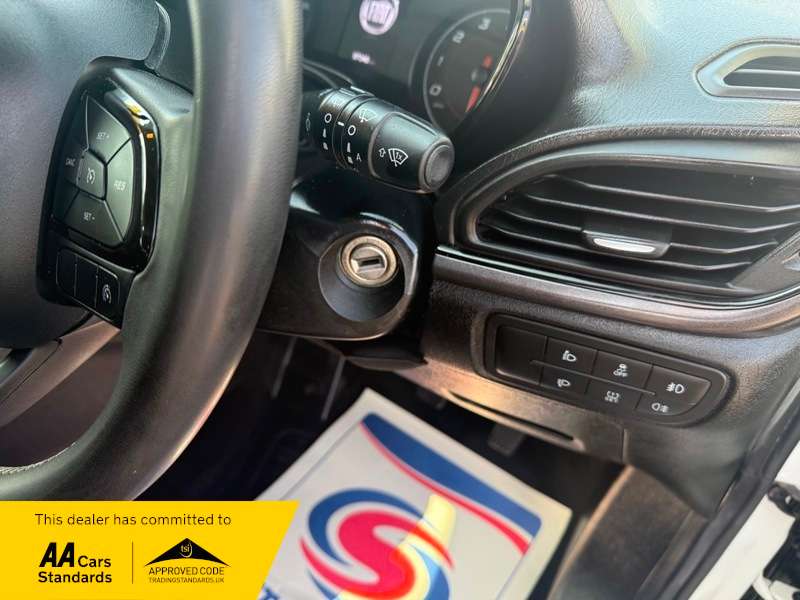 2021 FIAT TIPO 2021 FIAT TIPO