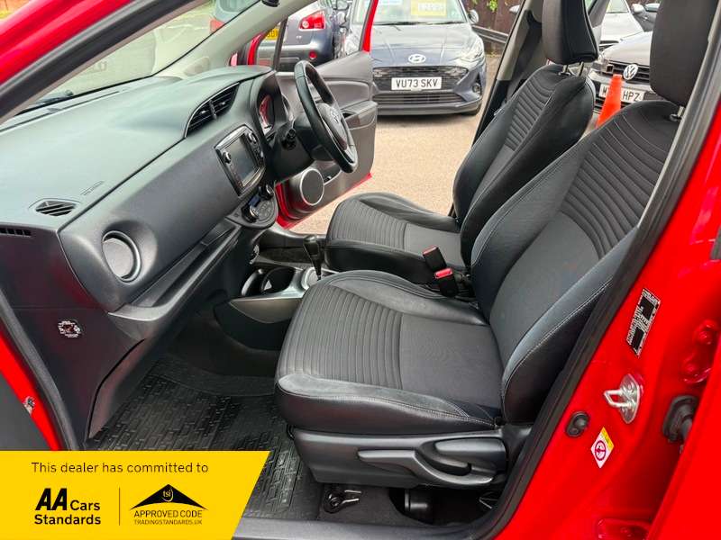 2015 TOYOTA YARIS 2015 TOYOTA YARIS