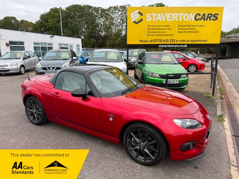 A 2014 MAZDA MX-5 I ROADSTER 25 ANNIVERSARY A 2014 MAZDA MX-5 I ROADSTER 25 ANNIVERSARY