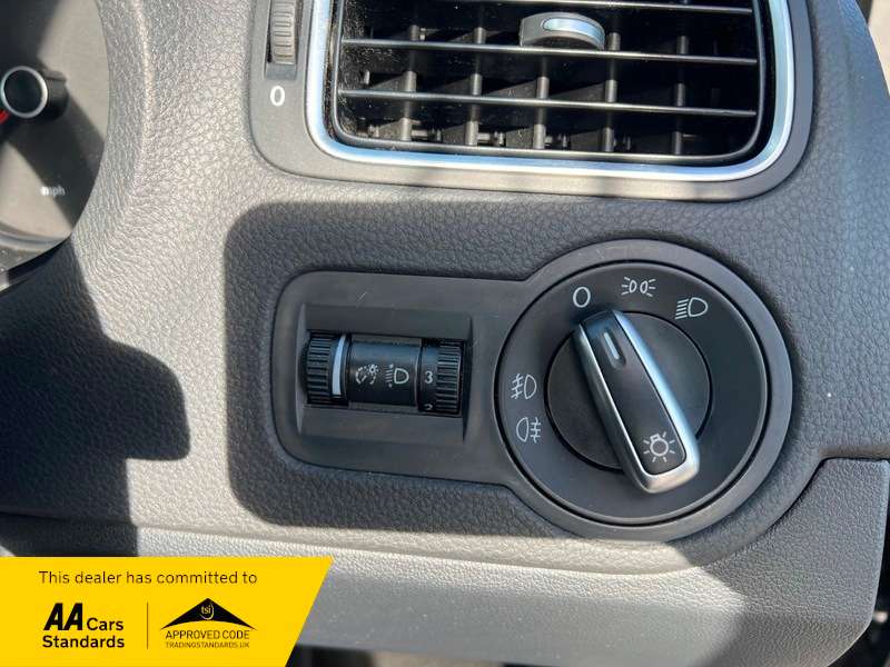 2011 VOLKSWAGEN POLO 2011 VOLKSWAGEN POLO