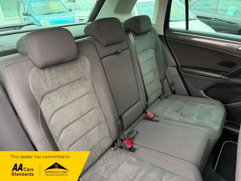 2018 VOLKSWAGEN TIGUAN 2018 VOLKSWAGEN TIGUAN