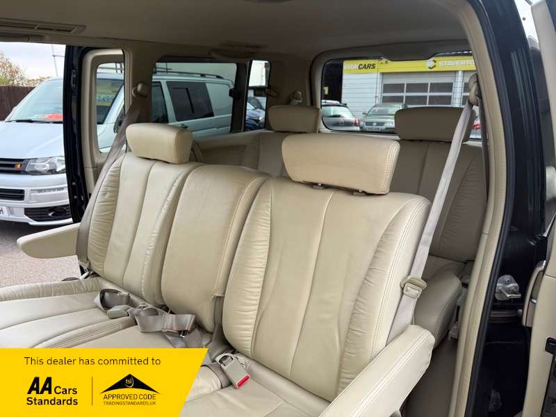 2004 NISSAN ELGRAND 2004 NISSAN ELGRAND