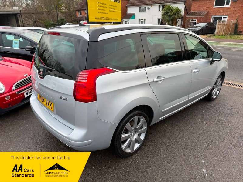 2015 PEUGEOT 5008 2015 PEUGEOT 5008