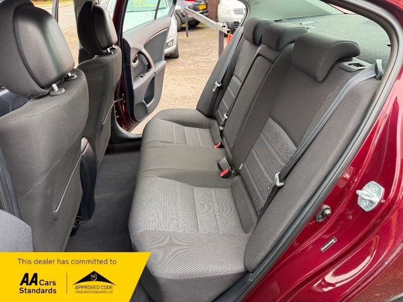 2012 TOYOTA AVENSIS 2012 TOYOTA AVENSIS