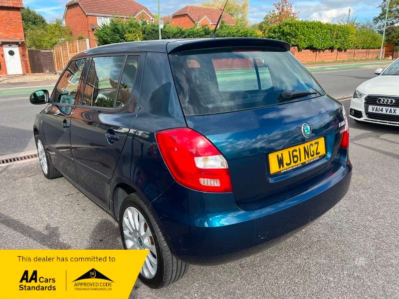 2011 SKODA FABIA 2011 SKODA FABIA