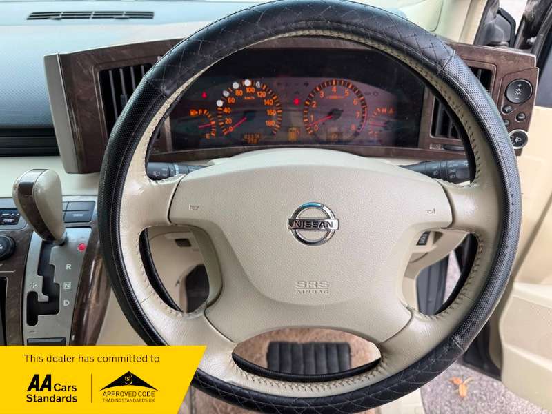 2004 NISSAN ELGRAND 2004 NISSAN ELGRAND