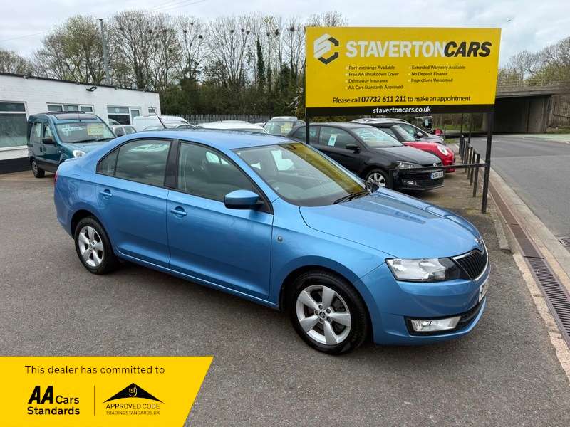 A 2013 SKODA RAPID SE GREENTECH TSI DSG A 2013 SKODA RAPID SE GREENTECH TSI DSG