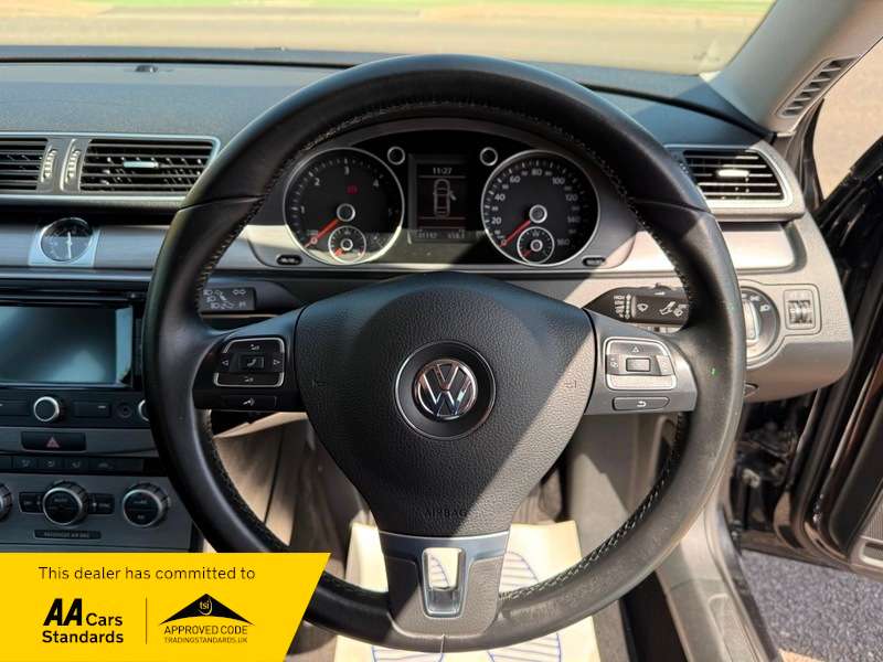 2013 VOLKSWAGEN PASSAT 2013 VOLKSWAGEN PASSAT