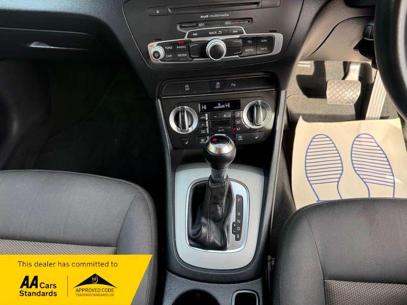 2012 AUDI Q3 2012 AUDI Q3