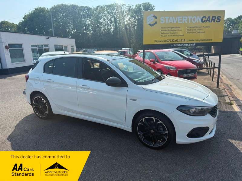 2021 FIAT TIPO 2021 FIAT TIPO