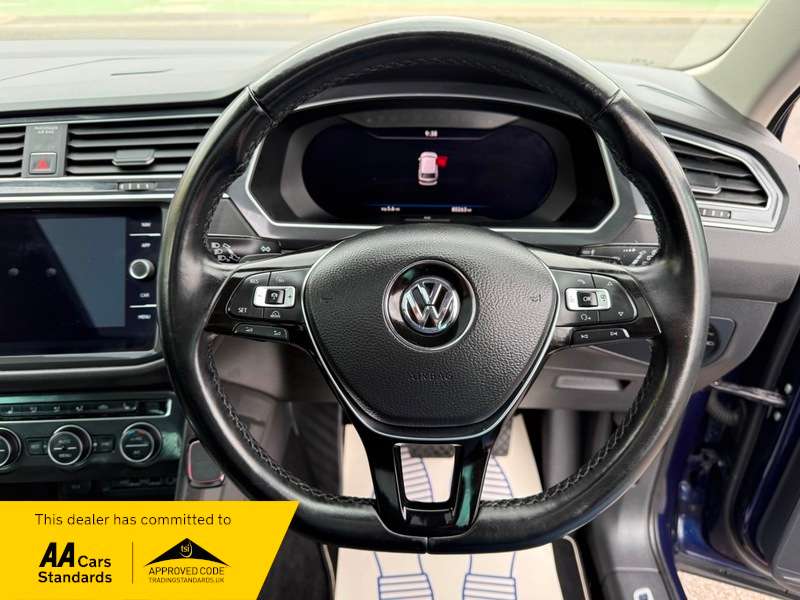 2018 VOLKSWAGEN TIGUAN 2018 VOLKSWAGEN TIGUAN