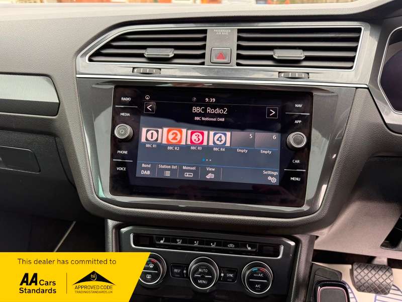 2018 VOLKSWAGEN TIGUAN 2018 VOLKSWAGEN TIGUAN