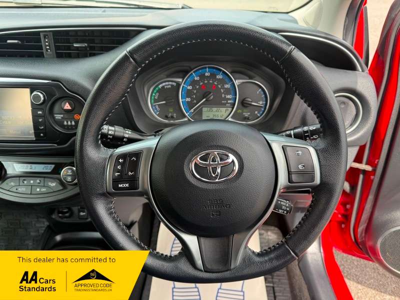 2015 TOYOTA YARIS 2015 TOYOTA YARIS